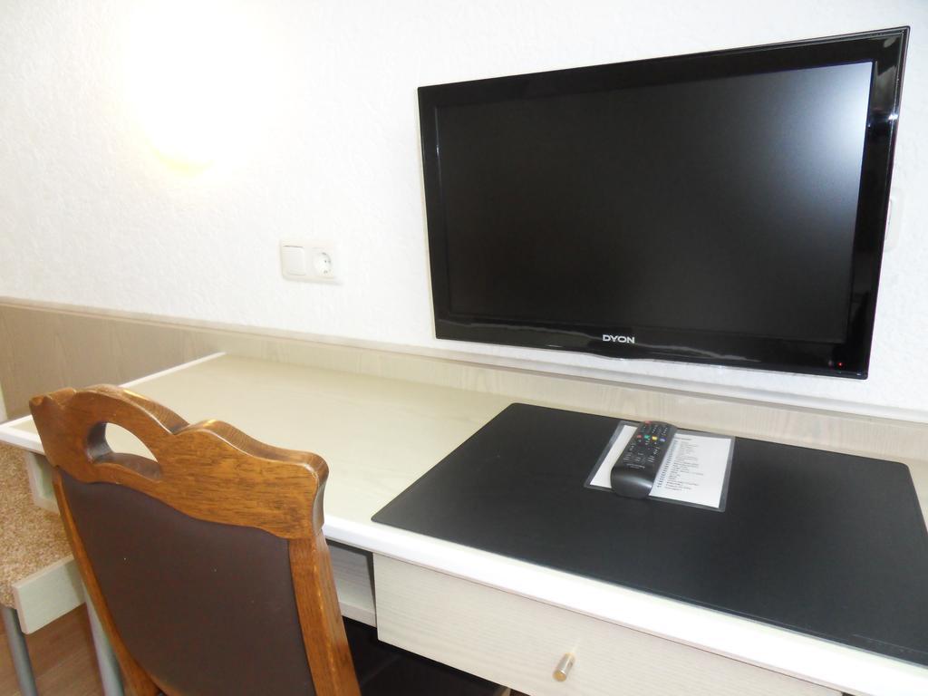 Hotel Linnert Weiterstadt Szoba fotó