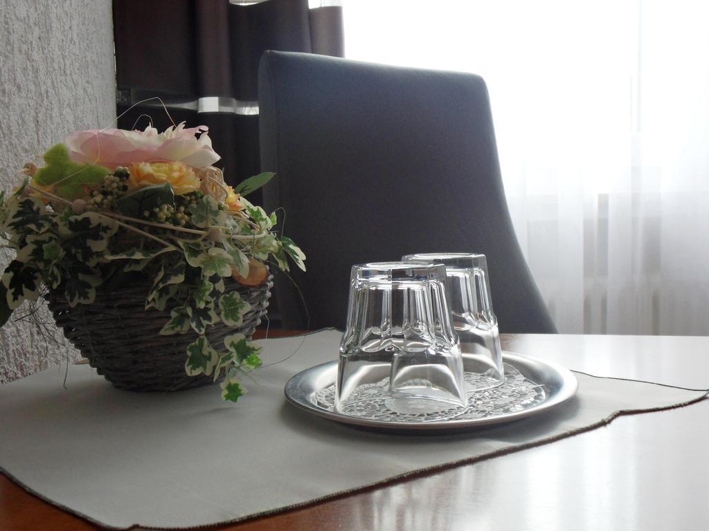 Hotel Linnert Weiterstadt Kültér fotó