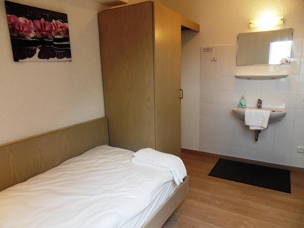Hotel Linnert Weiterstadt Szoba fotó