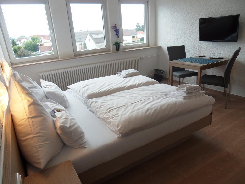 Hotel Linnert Weiterstadt Szoba fotó